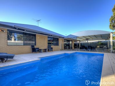 13 Seville Road, Forrestfield WA 6058