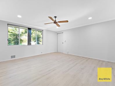 10 Redtingle Road, Camillo WA 6111
