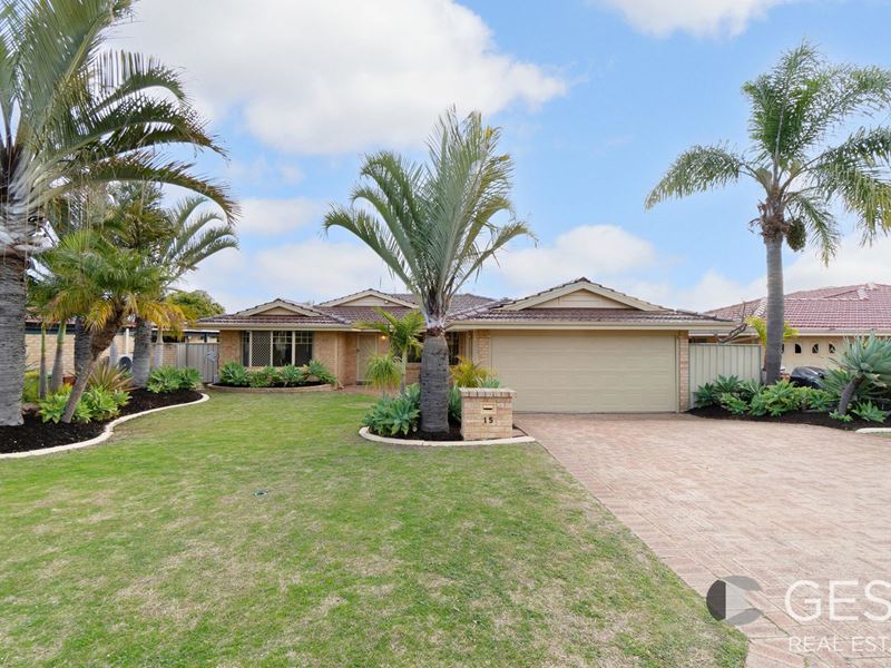 15 Rockdale Pass, Landsdale WA 6065