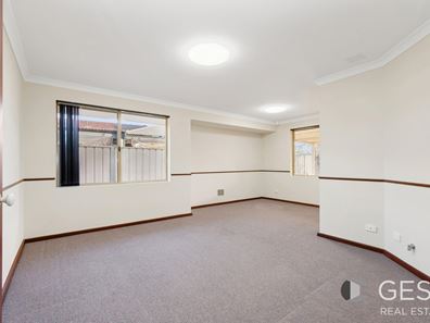 15 Rockdale Pass, Landsdale WA 6065