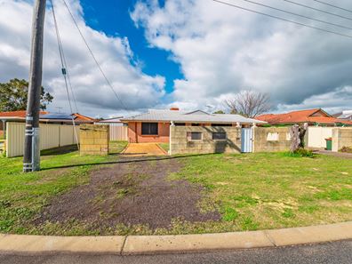 13 Teague Street, Pinjarra WA 6208