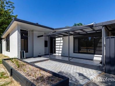 34 Olga Road, Maddington WA 6109