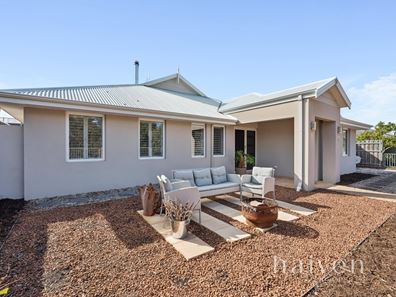 9 Ackworth Grange, The Vines WA 6069