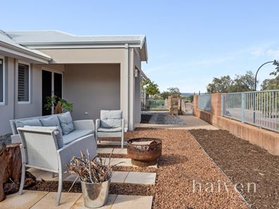 9 Ackworth Grange, The Vines WA 6069