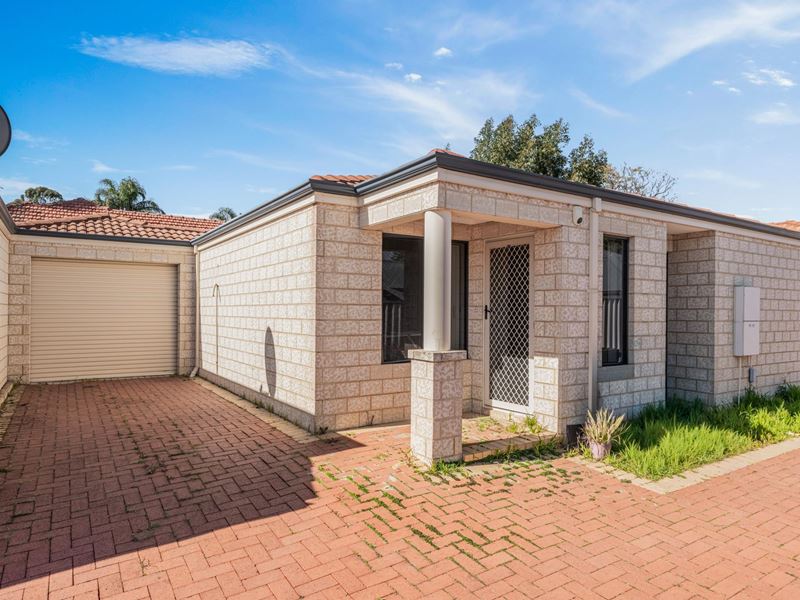 42B Kingsfold Street, Balga WA 6061