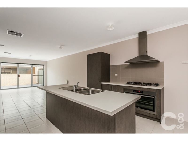 6 Walden Street, Wellard WA 6170