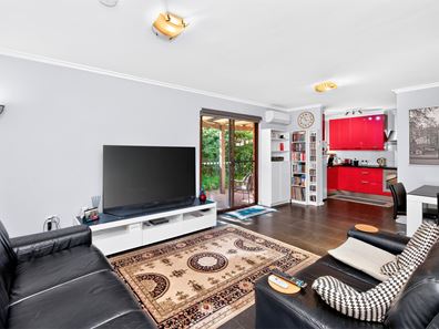10/16 GWENYFRED ROAD, Kensington WA 6151