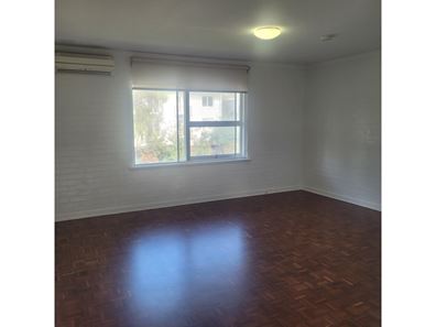 8/15 The Avenue, Crawley WA 6009