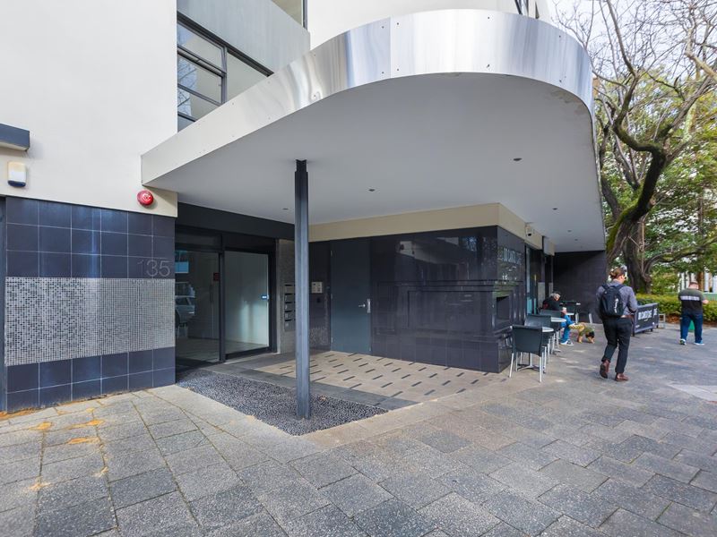 4/135 Royal Street, East Perth WA 6004