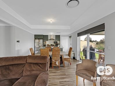 25 Lingard Loop, Usher WA 6230