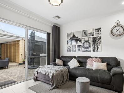 20 Velvetene Road, Byford WA 6122
