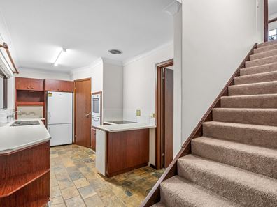 3/8 Shelley Road, Kalamunda WA 6076