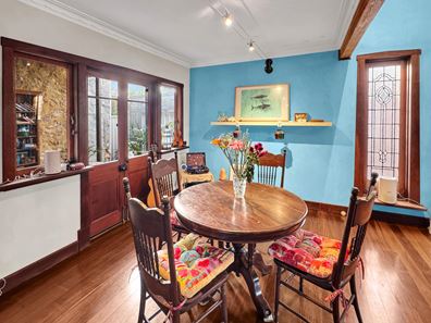 2 Victor Street, Hilton WA 6163