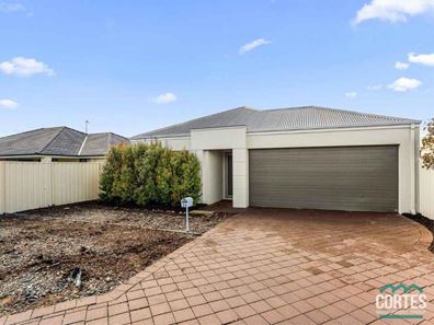 26 Seashells Crescent, Singleton WA 6175