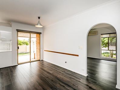 1/17 Alga Street, Scarborough WA 6019