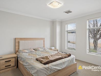 16/27 Barfield Road, Hammond Park WA 6164