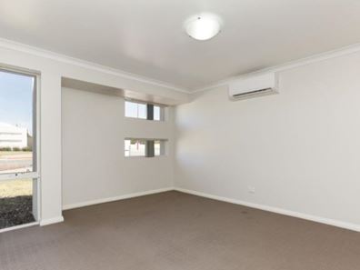 2 Dangerfield Grove, Canning Vale WA 6155