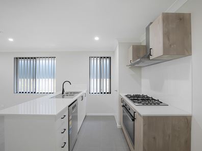 5 Epidote Road, Treeby WA 6164
