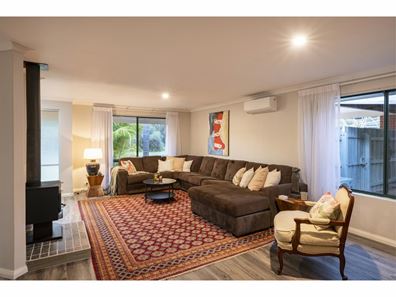 26 Dunsborough Lakes Drive, Dunsborough WA 6281