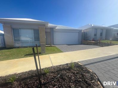 8 Enchanted Circuit, Baldivis WA 6171