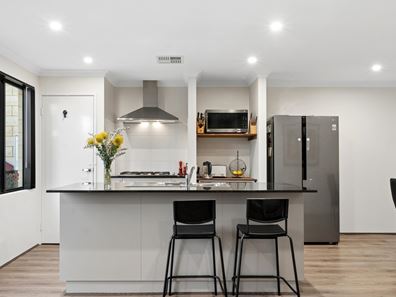 15 Starflower Grove, Beeliar WA 6164