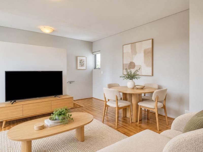 8/12 Smiths Avenue, Redcliffe