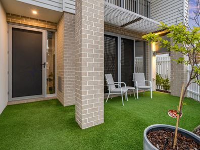 23 Turquoise Boulevard, Treeby WA 6164