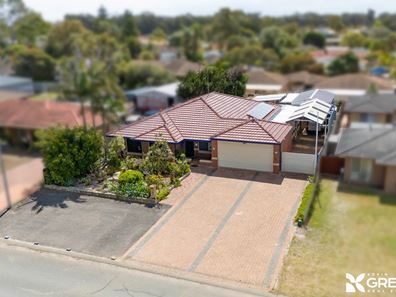 11 Hungerford  Avenue, Halls Head WA 6210