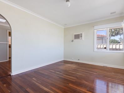 27 Favell Way, Balga WA 6061