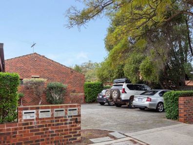 1/4 Strickland Street, South Perth WA 6151