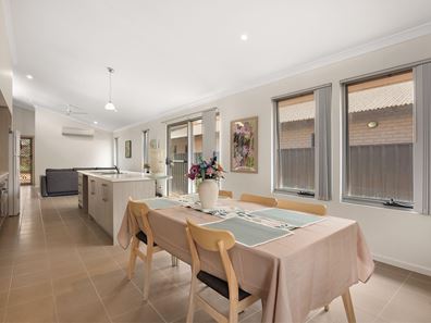 29 Balyarra Parkway, Baynton WA 6714