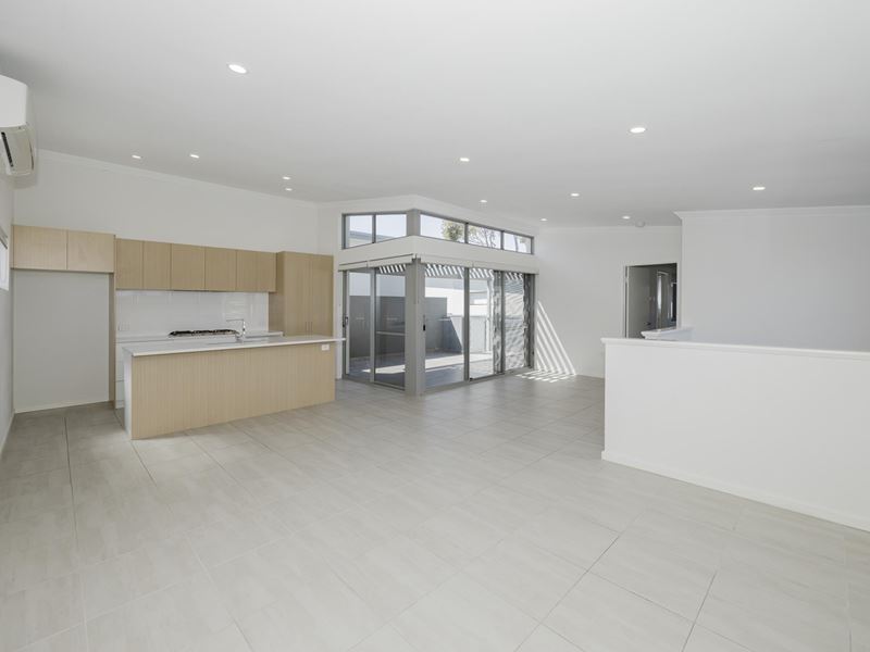 59 Sporing Way, Hillarys WA 6025
