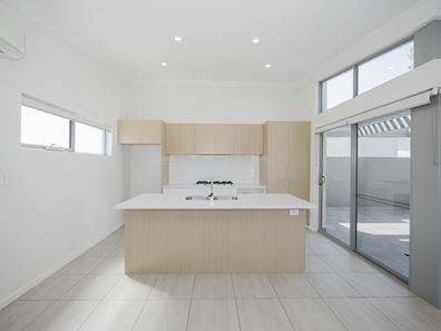 59 Sporing Way, Hillarys WA 6025