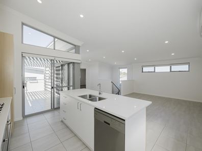 59 Sporing Way, Hillarys WA 6025