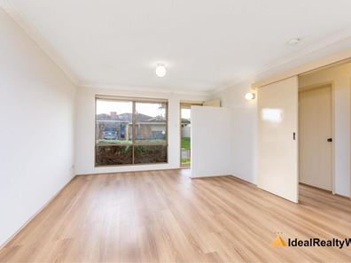 4 River Bank Drive, Gosnells WA 6110