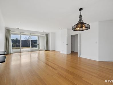 34 Swiftlet Way, Gwelup WA 6018