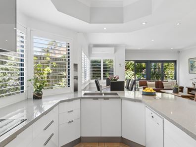 26 Pine Tree Lane, Mount Claremont WA 6010