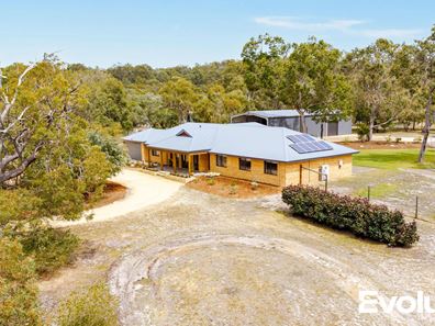 21 Blackbrim Entrance, Lake Clifton WA 6215