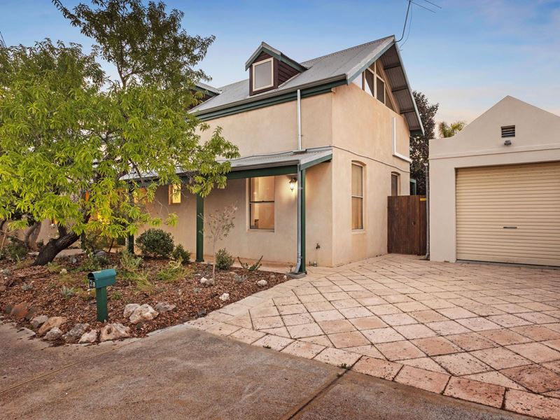 2A Higham Road, North Fremantle WA 6159