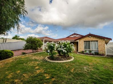 6 Woodspring Trail, Canning Vale WA 6155