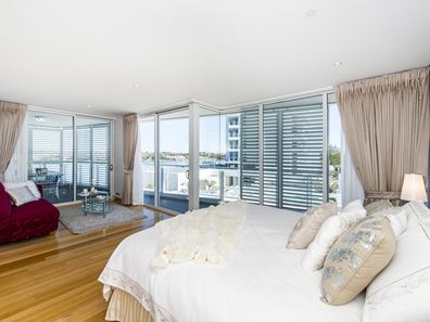 Unit 405/3 Marco Polo Dr, Mandurah WA 6210