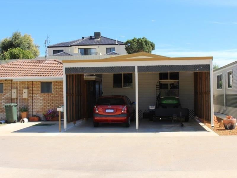 11/123 Point Leander Drive, Port Denison