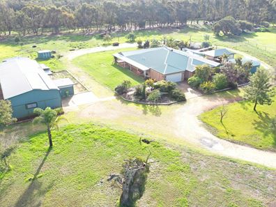 126 Country Drive, Oakford WA 6121