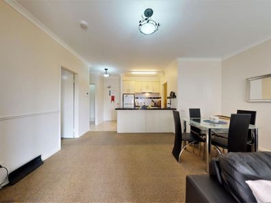 17/11 Regal Place, East Perth WA 6004