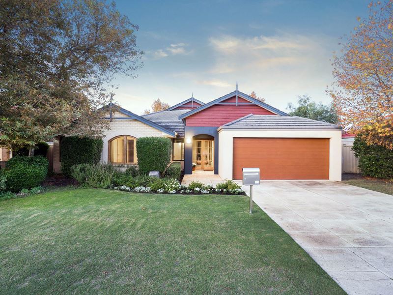 92 Dumbarton Road, Canning Vale WA 6155