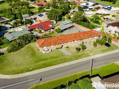 3 Berry Street, Safety Bay WA 6169