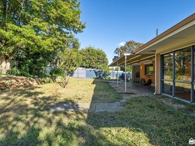 27 Vistula Terrace, Kelmscott WA 6111