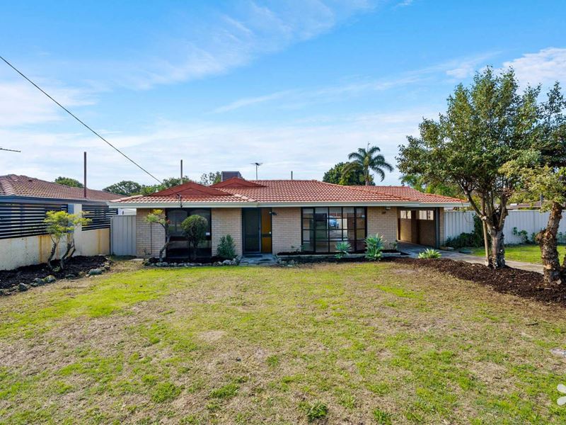 1 Mayo Court, Parkwood WA 6147