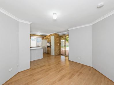 9 Yarra Close, Cooloongup WA 6168