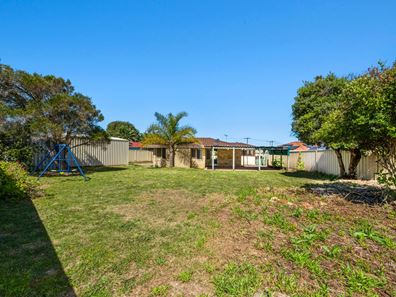 9 Yarra Close, Cooloongup WA 6168